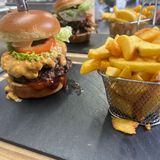 MO’s Burger